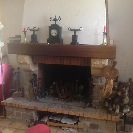 Holiday home Petite Maison A L'oree De La Foret *